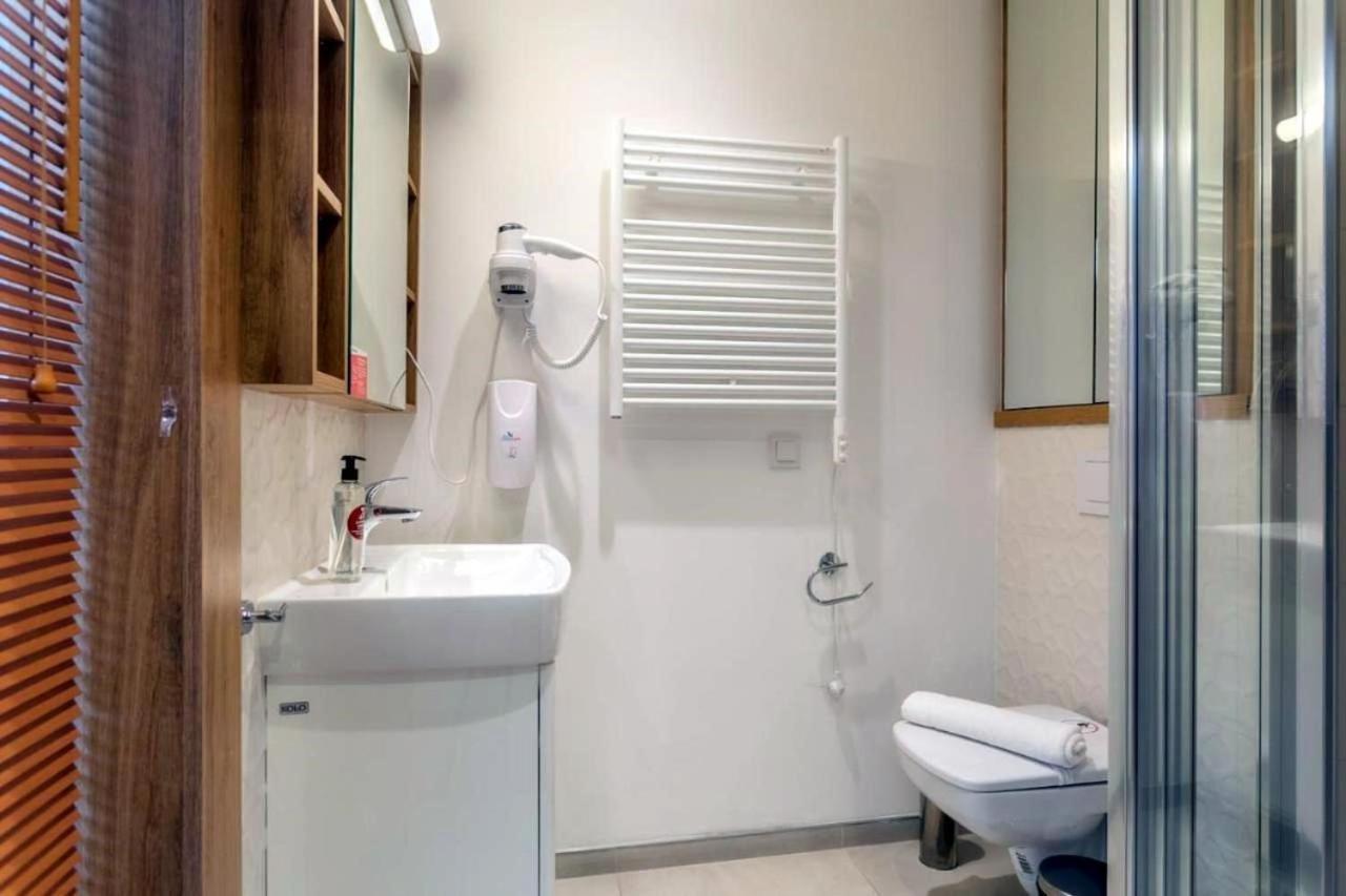 Warsaw Apartments - Luxury Top-View Aparthotel ภายนอก รูปภาพ